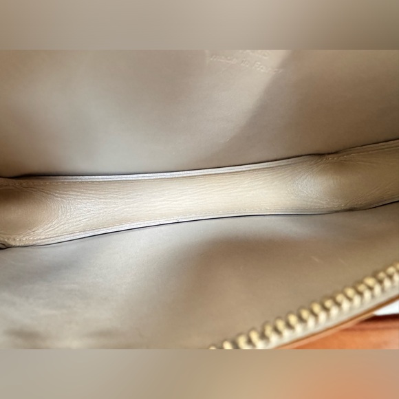 LOUIS VUITTON Vernis Lexington Monorgram Pochette - Picture 11 of 13